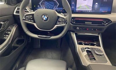 2025 BMW 330I xDrive