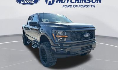 2025 Ford F-150 STX