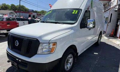 2021 Nissan NV SV V6 V8