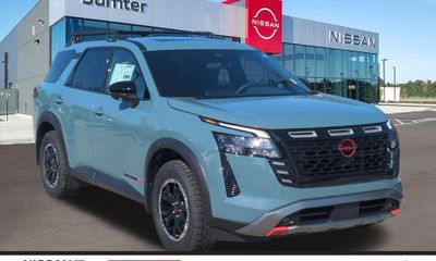 2026 Nissan Pathfinder SV