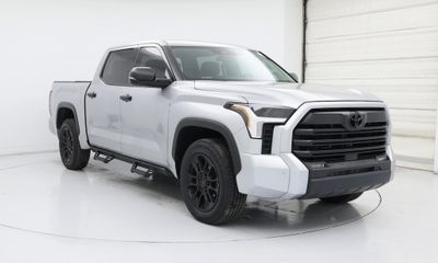 2022 Toyota Tundra SR5