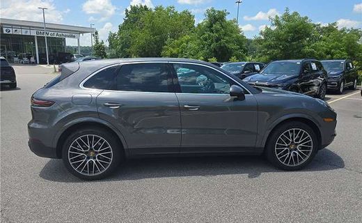 2022 Porsche Cayenne S