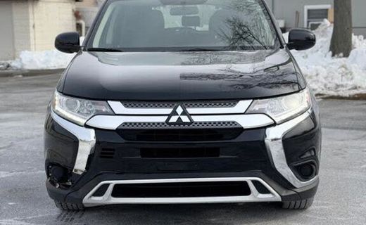 2020 Mitsubishi Outlander ES