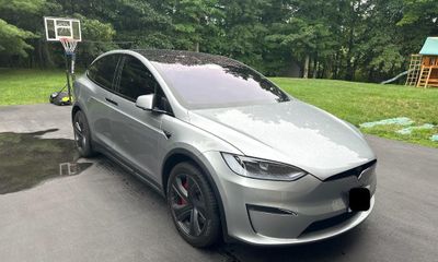 2026 Tesla Model X Plaid