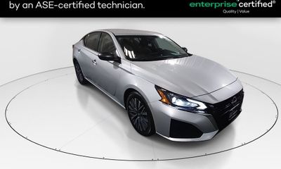 2024 Nissan Altima SV