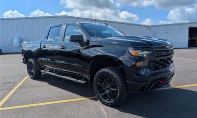 2026 Chevrolet Silverado Trail Boss Custom