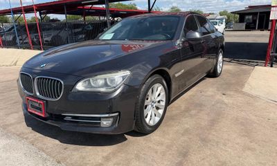 2015 BMW 740i