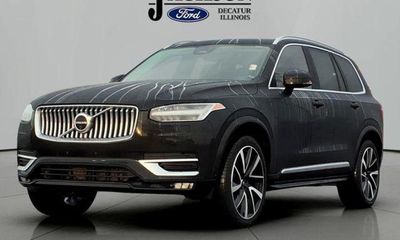 2024 Volvo XC90 Ultimate Bright