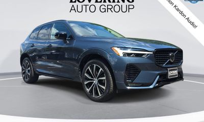 2024 Volvo XC60 Plus Dark