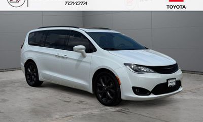 2018 Chrysler Pacifica Touring L Plus