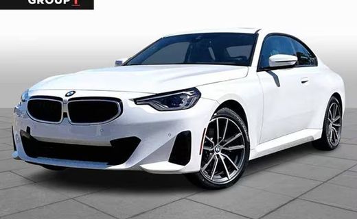 2025 BMW 230i
