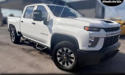 2023 Chevrolet Silverado HD Custom