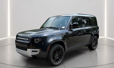 2025 Land Rover Defender 110 S