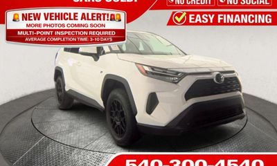 2022 Toyota RAV4 XLE