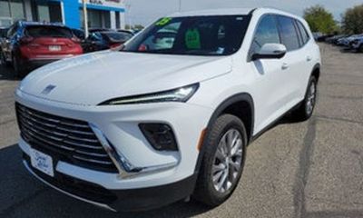 2024 Buick Enclave Essence