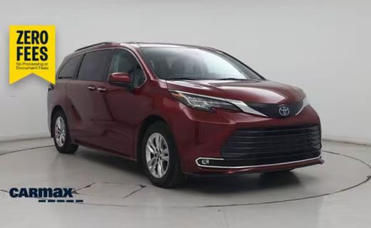 2022 Toyota Sienna XLE