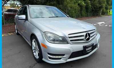 2013 Mercedes-Benz C-Class C250
