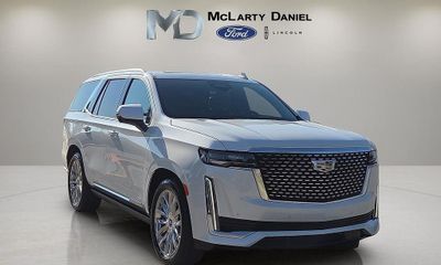 2024 Cadillac Escalade Premium Luxury Touring