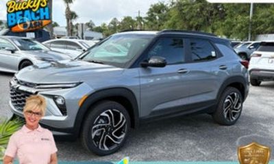 2026 Jeep Cherokee Base