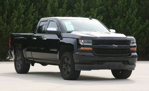 2017 Chevrolet Silverado Custom