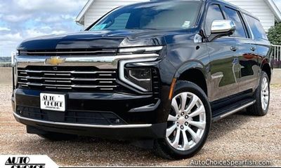2025 Chevrolet Suburban Premier