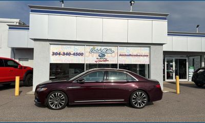 2017 Lincoln Continental Reserve