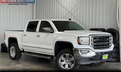 2018 GMC Sierra SLT