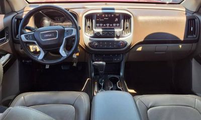 2016 GMC Canyon SLT
