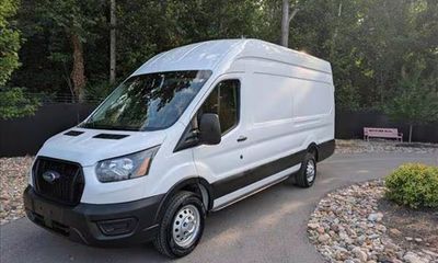 2023 Ford Transit 250 High Roof