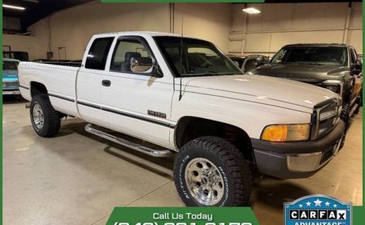 1997 Dodge Ram Laramie
