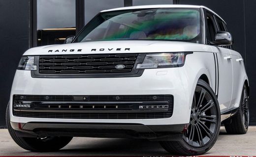 2025 Land Rover Range SE