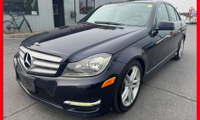 2013 Mercedes-Benz C-Class C300