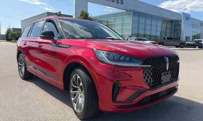 2025 Lincoln Aviator Base