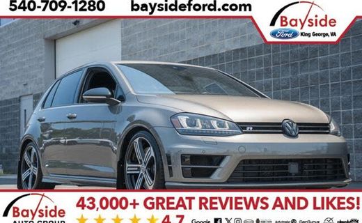 2017 Volkswagen Golf R Base