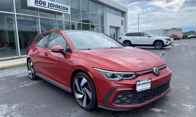 2022 Volkswagen Golf GTI SE W Leather