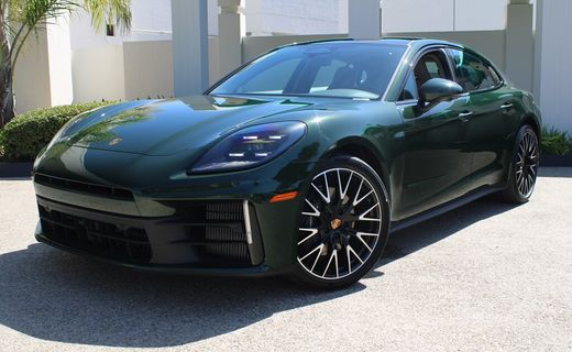 2026 Porsche Panamera