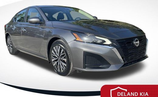 2023 Nissan Altima SV