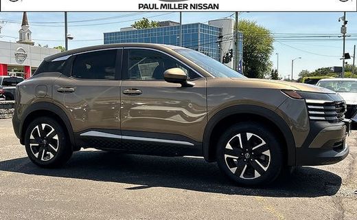 2025 Nissan Kicks MPV SV