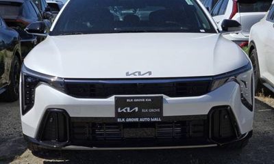 2026 Kia K4 GT Line Turbo