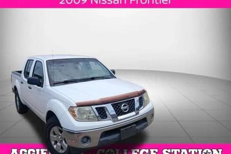 2009 Nissan Frontier — a typically priced live listing