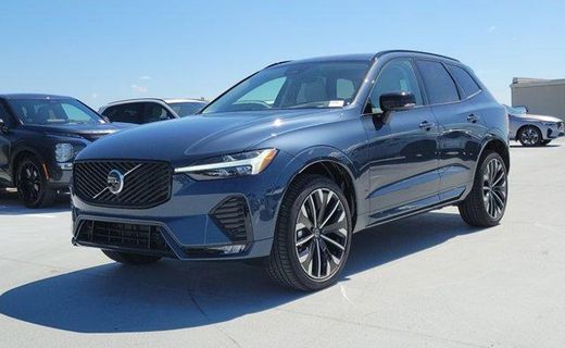 2026 Volvo XC60 Ultra Dark