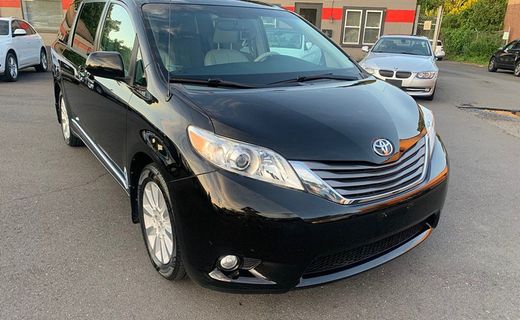 2014 Toyota Sienna XLE
