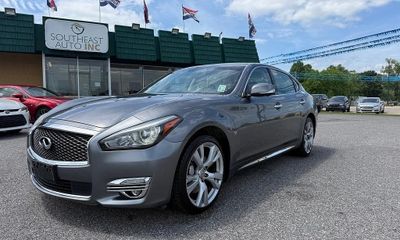 2019 Infiniti Q70L 37 Luxe