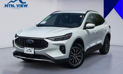 2023 Ford Escape Phev