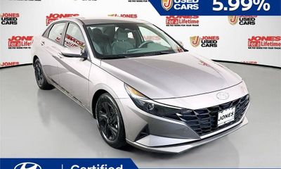2023 Hyundai Elantra SEL