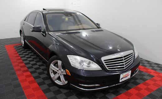 2010 Mercedes-Benz S-Class S550