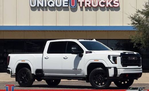2024 GMC Sierra HD AT4
