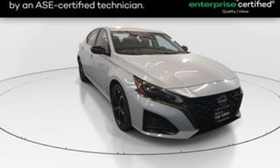 2024 Nissan Altima SR