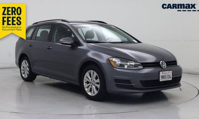 2017 Volkswagen Golf Sportwagen 4Motion