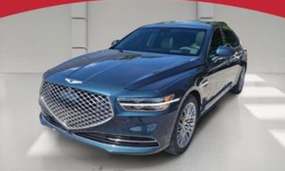 2022 Genesis G90 Premium